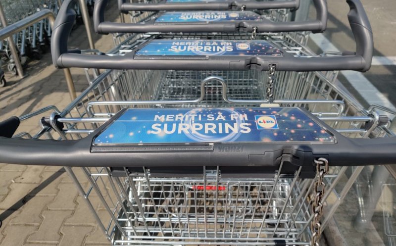 Meriți să fii surprins! Lidl vinde apă chioară cu acid acetic pe post de “oțet din vin”. ANPC a intrat pe fir